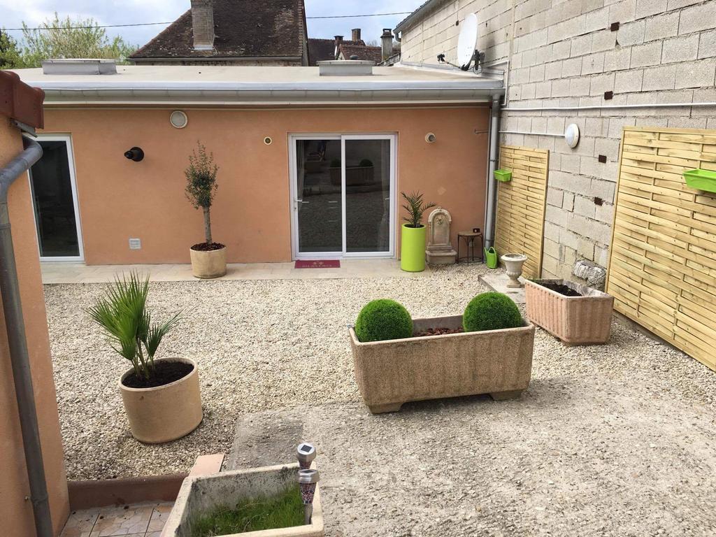 Loft L Atelier De Jacques Pres De Chablis Βίλα Villy  Εξωτερικό φωτογραφία
