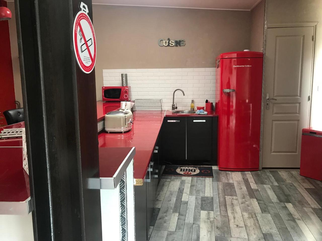 Loft L Atelier De Jacques Pres De Chablis Βίλα Villy  Εξωτερικό φωτογραφία