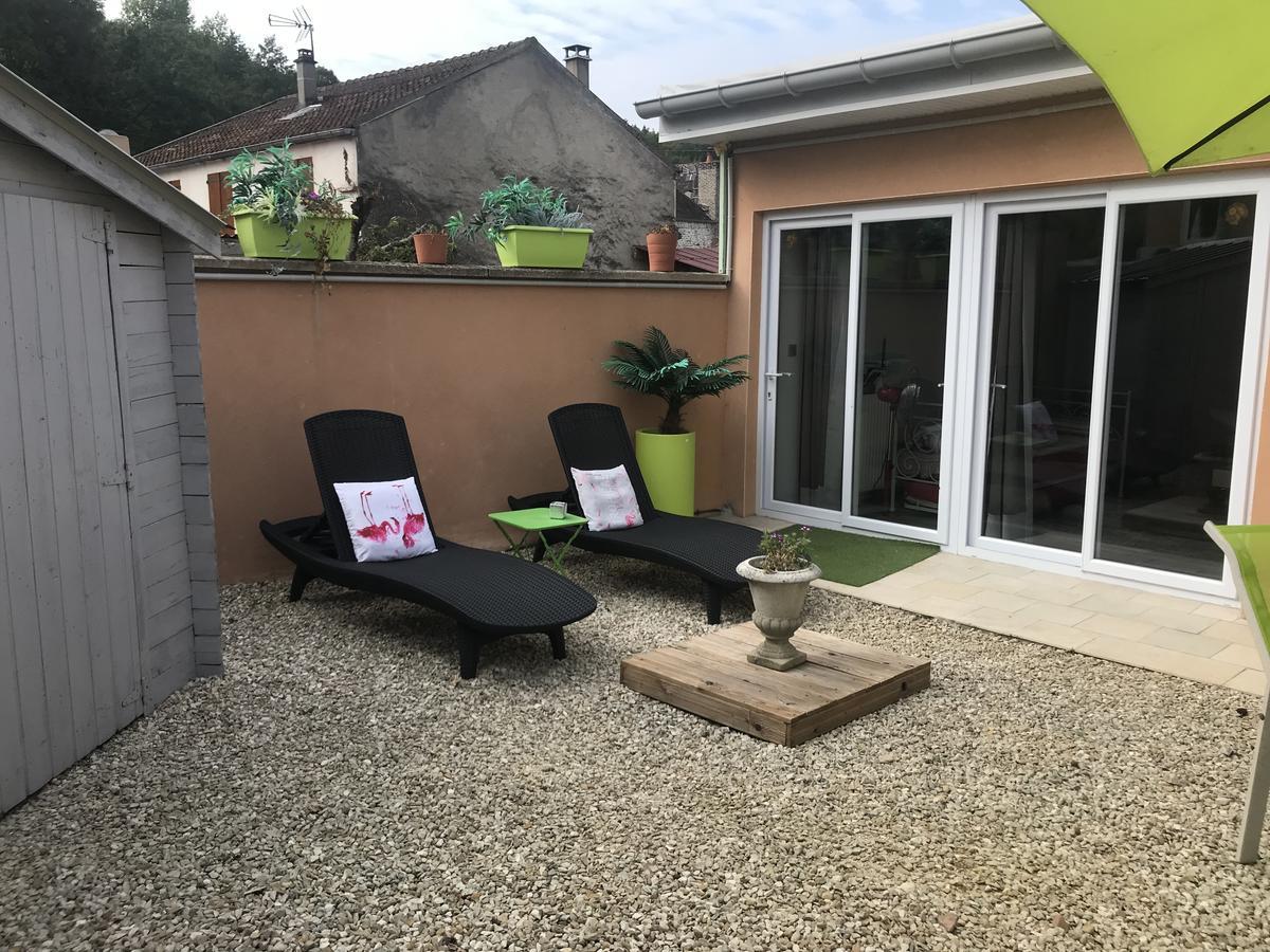 Loft L Atelier De Jacques Pres De Chablis Βίλα Villy  Εξωτερικό φωτογραφία